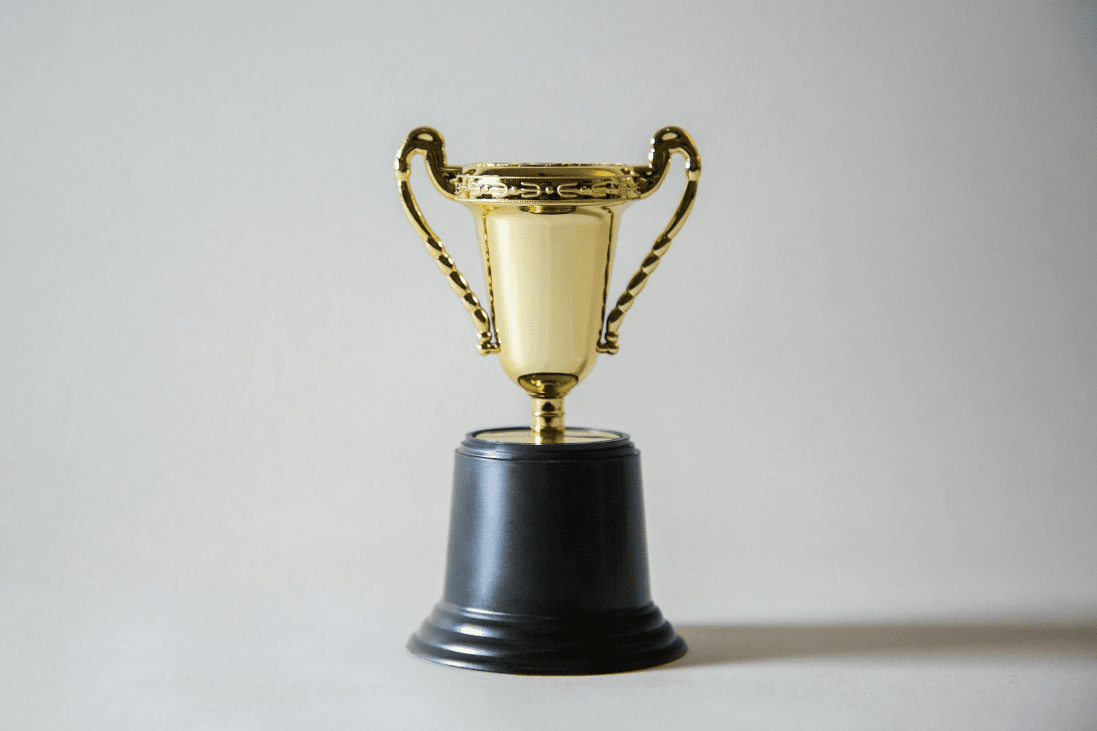 Trophy & Award Plaques Set (Set of 5) 1